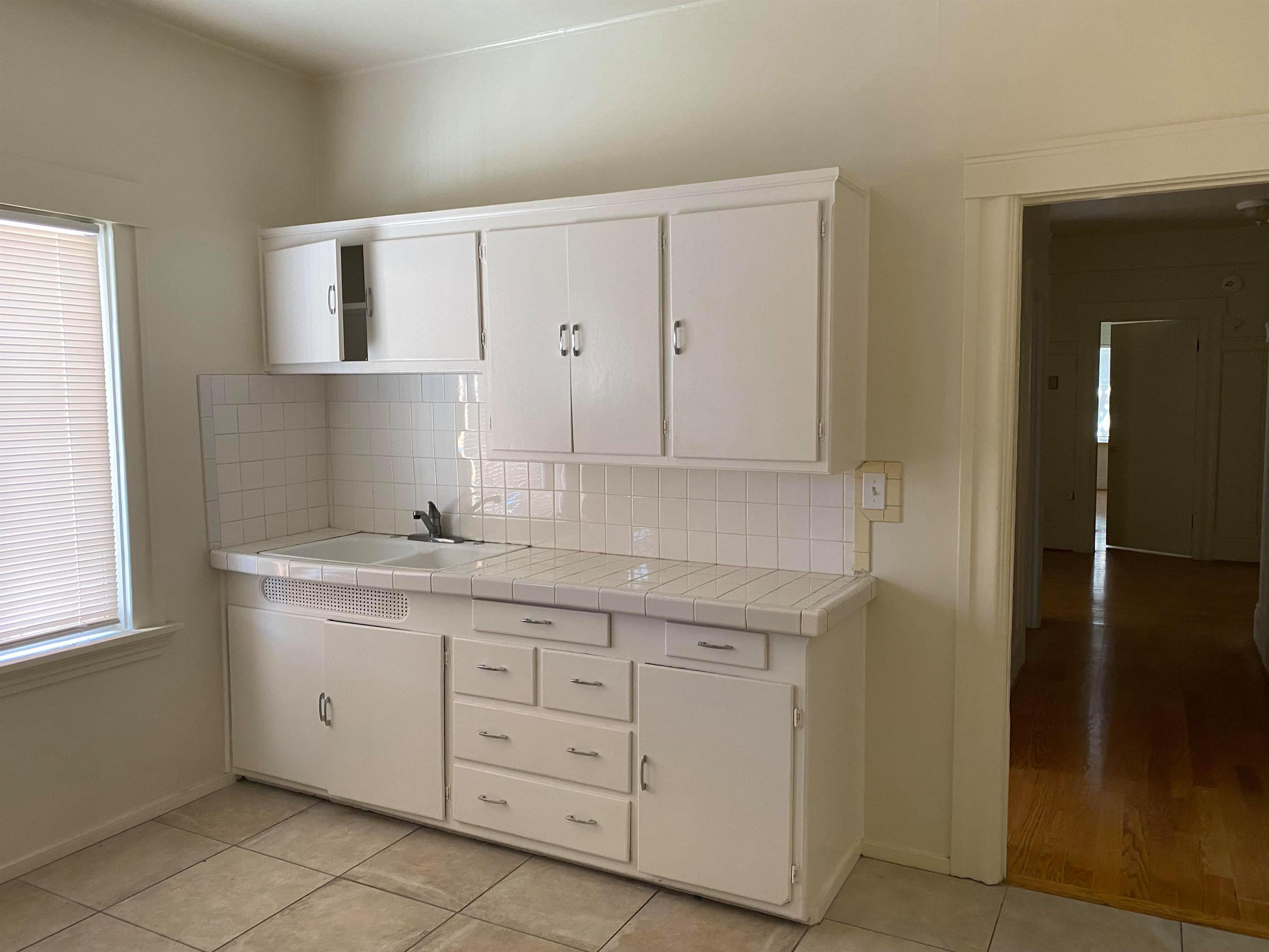 3844 International Boulevard - 3844A